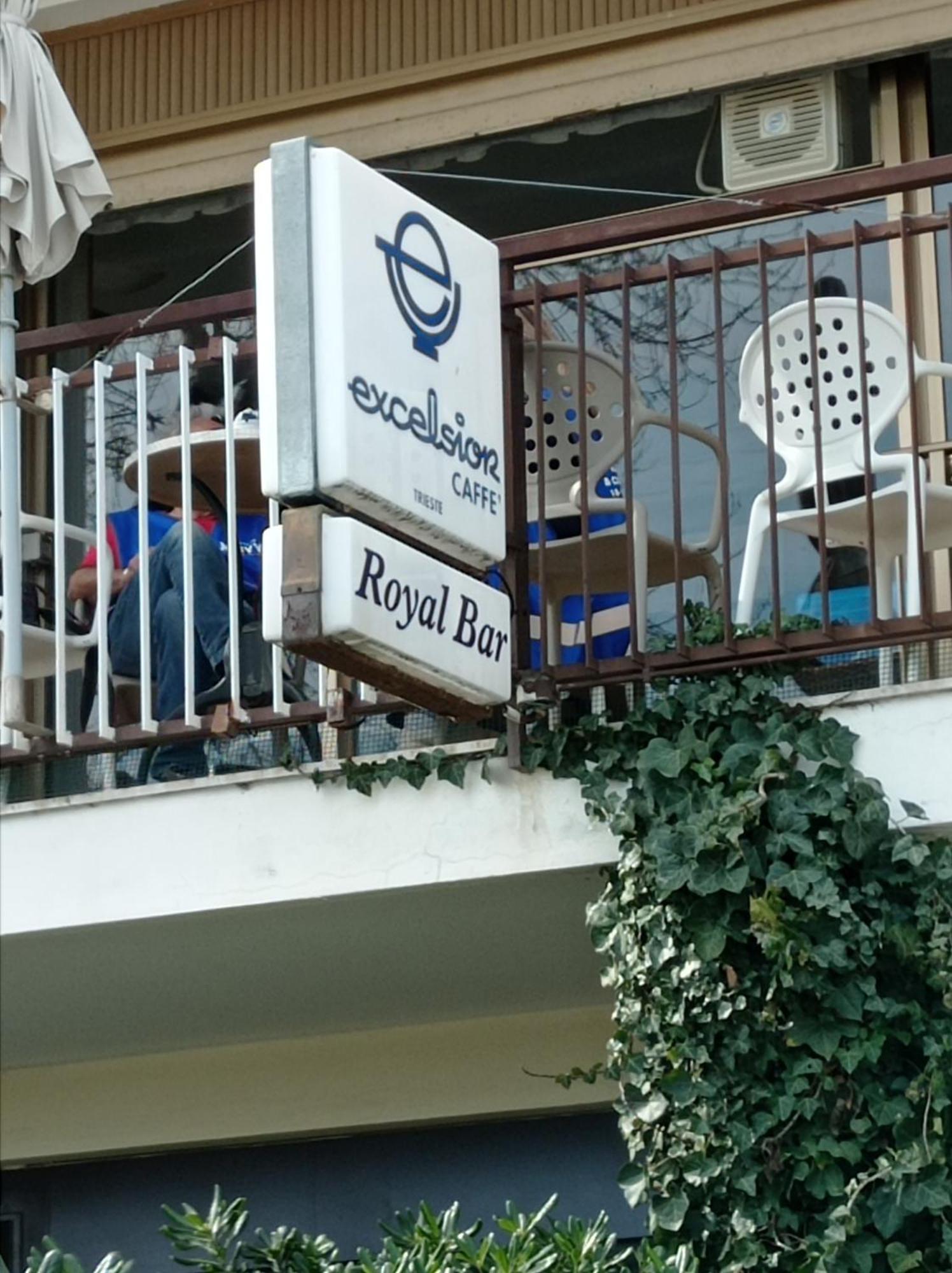 Seaview Beach Front Grado Pineta Andromeda Bagian luar foto